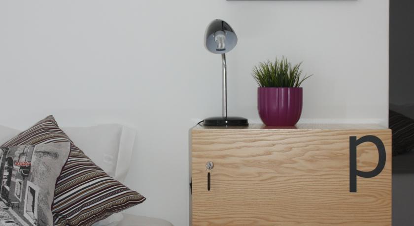 Hostel Rossio Alcobaça Rom bilde